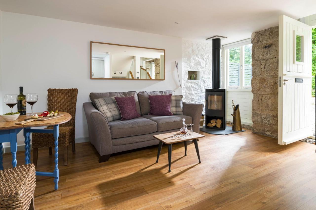 Red River Stables - Peaceful, Beautiful Grounds, Swimming Pool, Central Location For West Cornwall Camborne Kültér fotó