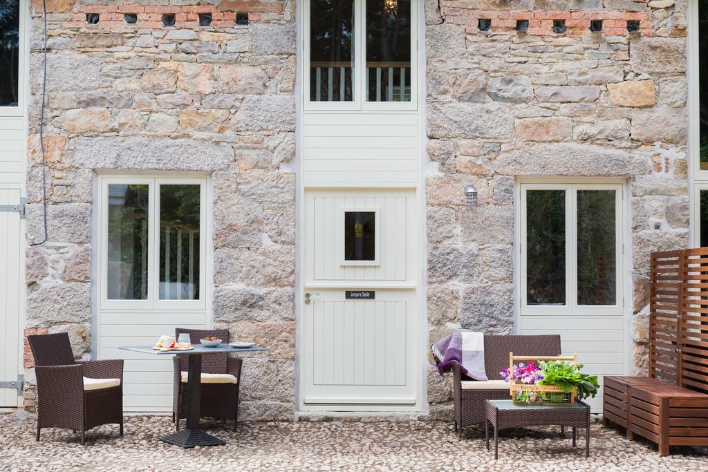 Red River Stables - Peaceful, Beautiful Grounds, Swimming Pool, Central Location For West Cornwall Camborne Kültér fotó